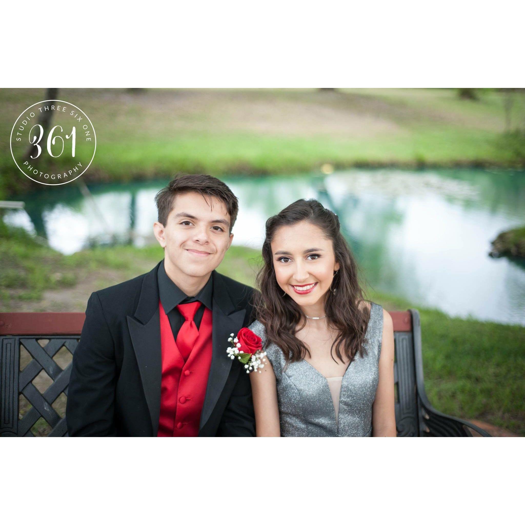 Prom!