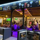Friends Bar