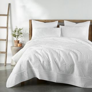 Belgrade 3-Piece Reversible Quilt Set