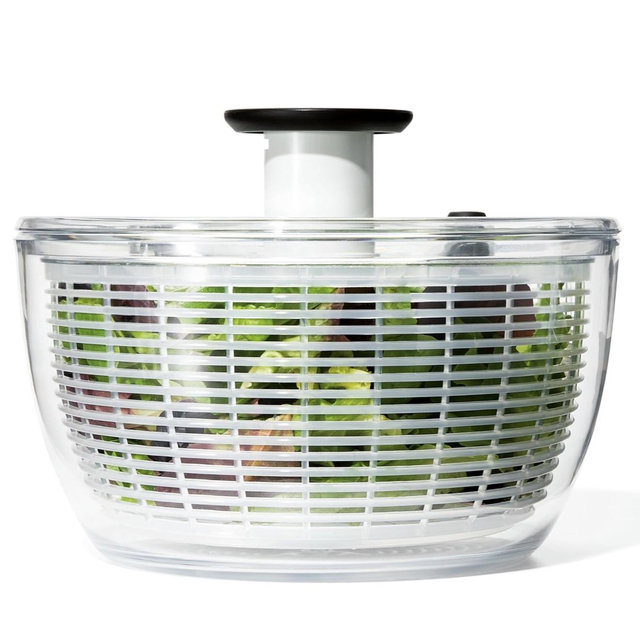 OXO Good Grips Salad Spinner | Lettuce Spinner | Fruit Washer | Fruit Washing Bowl with Strainer | Vegetable Cleaner | Salad Cleaner | Lettuce Washer | 6.22 Quart Capacity