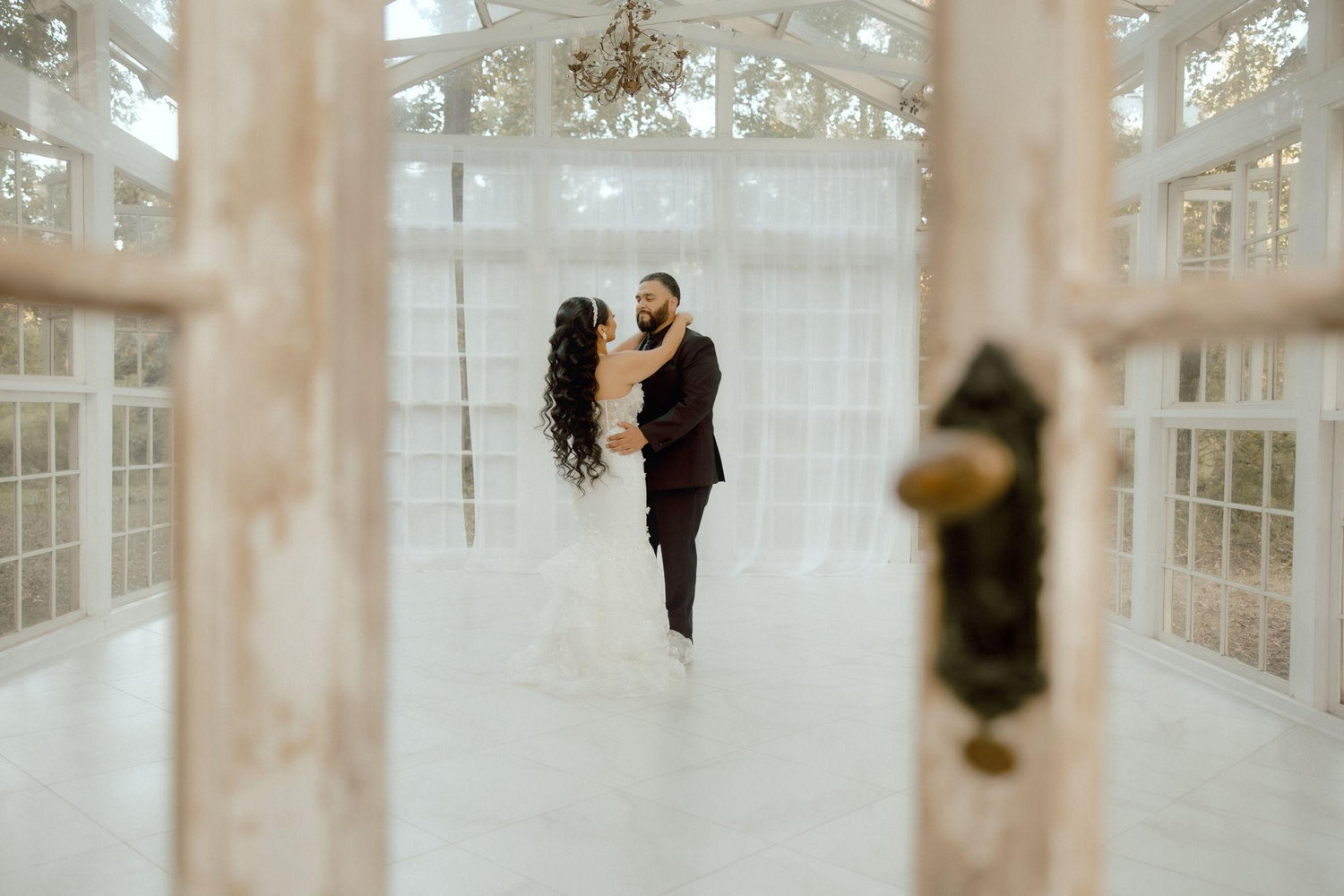 The Wedding Website of Zindy Ortuño and Héctor Hernández