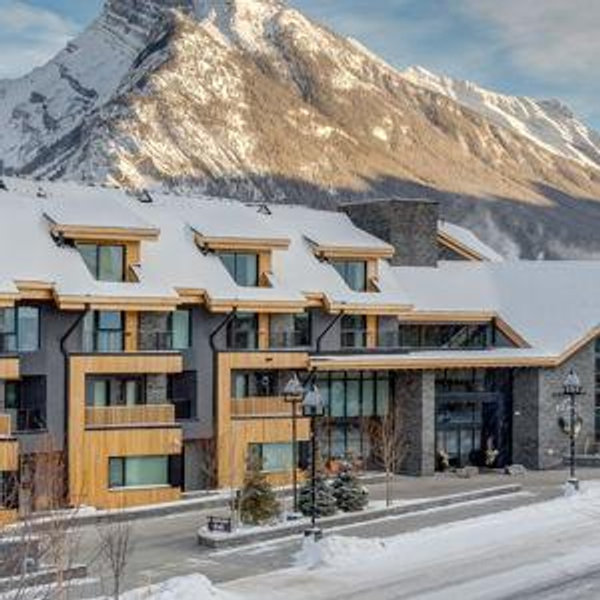 Honeymoon Hotel in Banff
