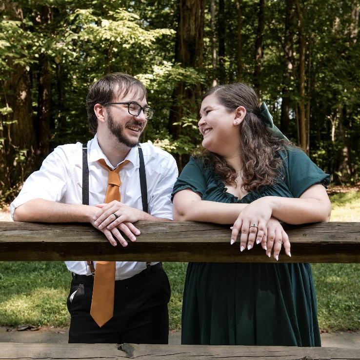 If you squint you can see the disk golfers behind us (not really).