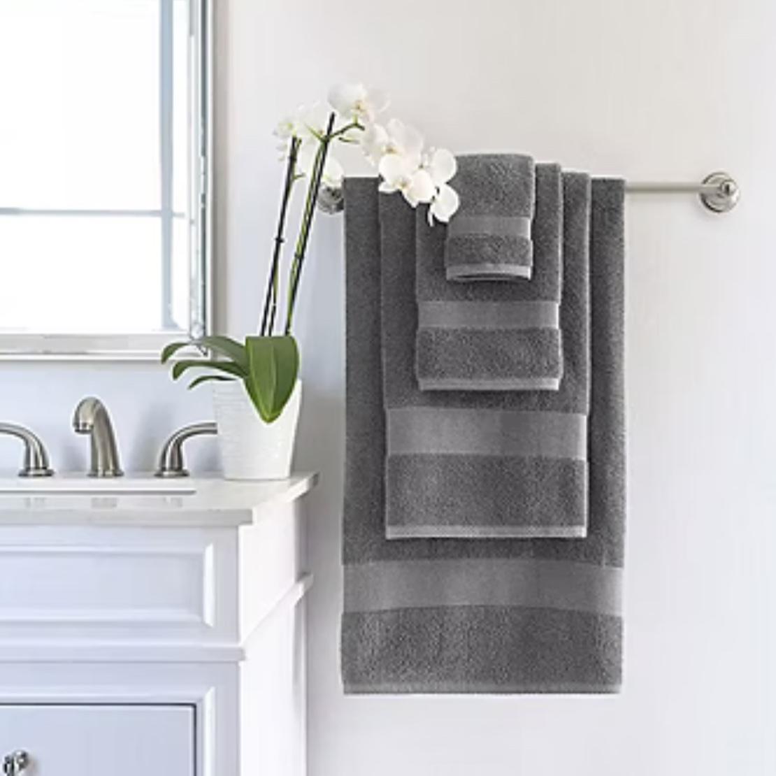 Fieldcrest Heritage 30x60” Bath Towel - Graphite Gray