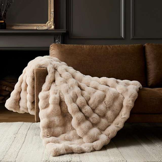 WDCOZY Luxury Bubble Throw Blanket, Faux Fur Mink Plush Throw for Couch, Sofa and Bed, Soft Fluffy Fuzzy Furry Cozy Blanket, Thick and Warm, 50x60 inches, Beige Tan Taupe Camel, 950 GSM
