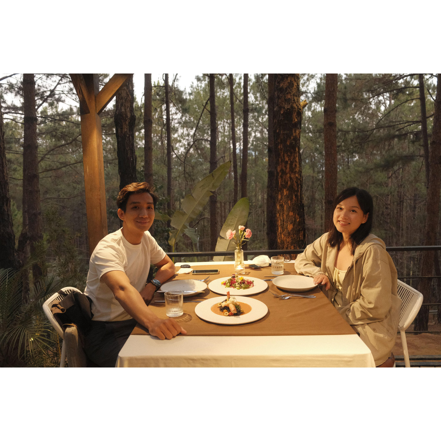 A farewell dinner in Dalat before Thuy went back to Canada (March 2024)