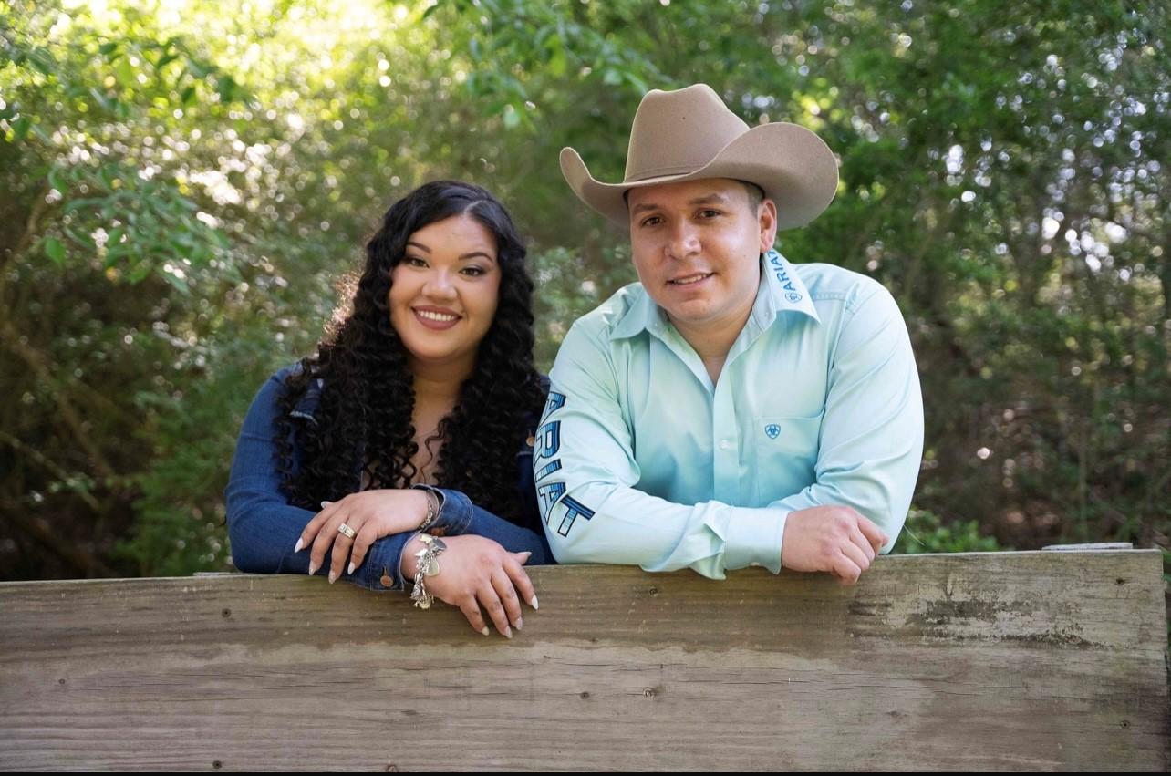 The Wedding Website of Britney Meza and Martin Abril