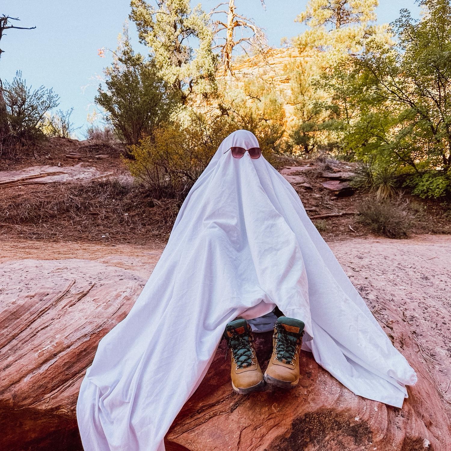 Long distance couple’s Halloween costume, Alexis - Oct. 2022