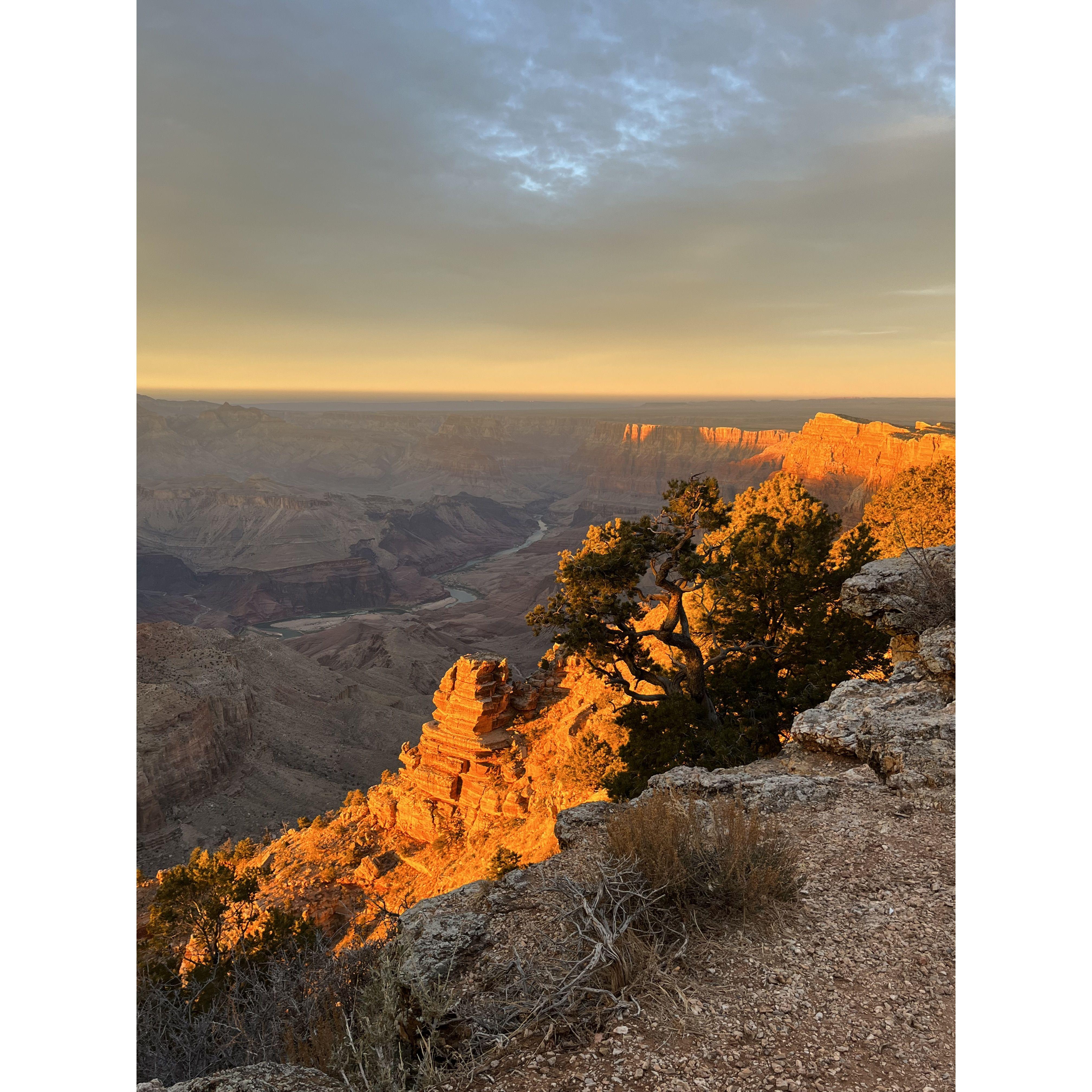Beautiful views of the canyon from Desert Point.