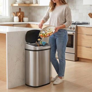 SensorCan Oval Kitchen Trash Can