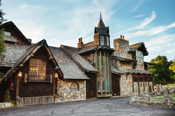 The Wedding Website of Kelsey Beyer and Dante Marrocco