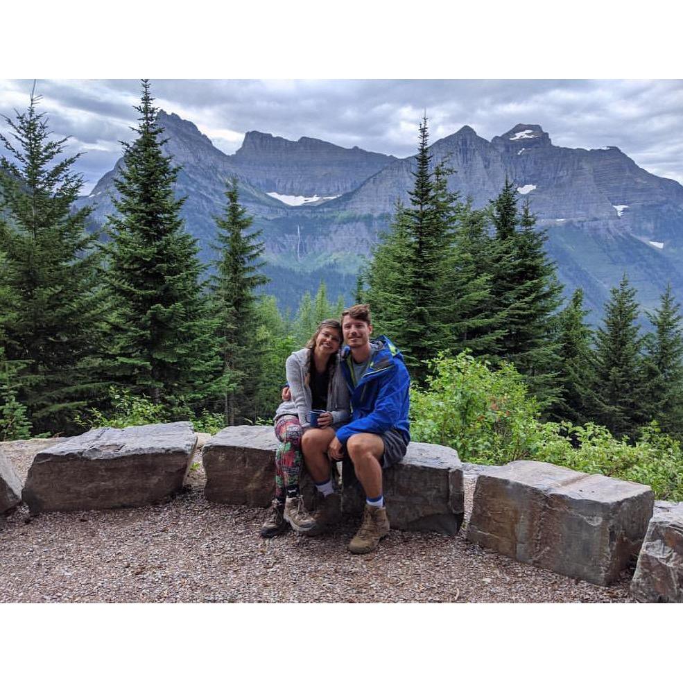 Hiking around Glacier National Park <3
