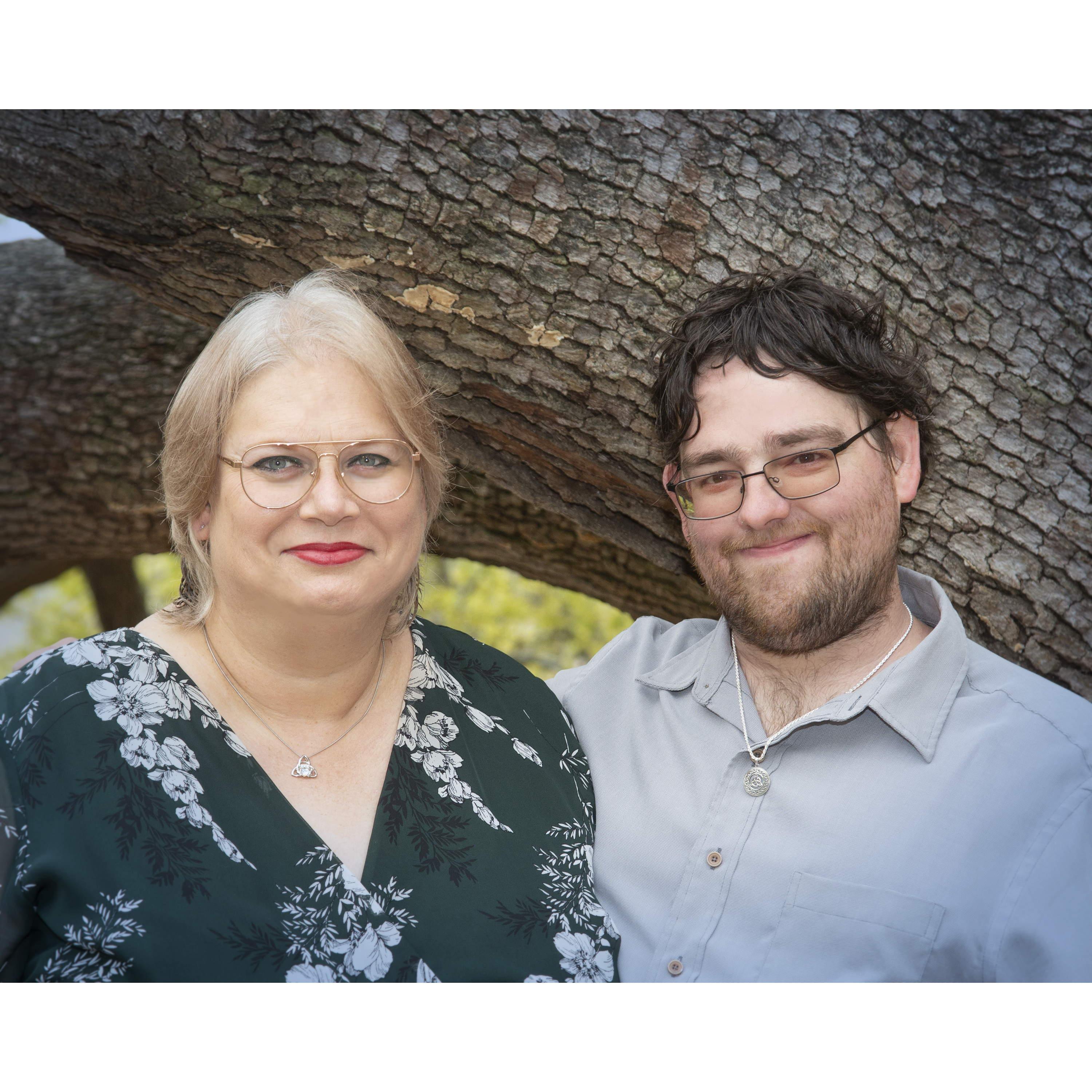 Thank you to Larry Wadsworth for amazing pictures of our engagement necklace exchange at the Century Tree