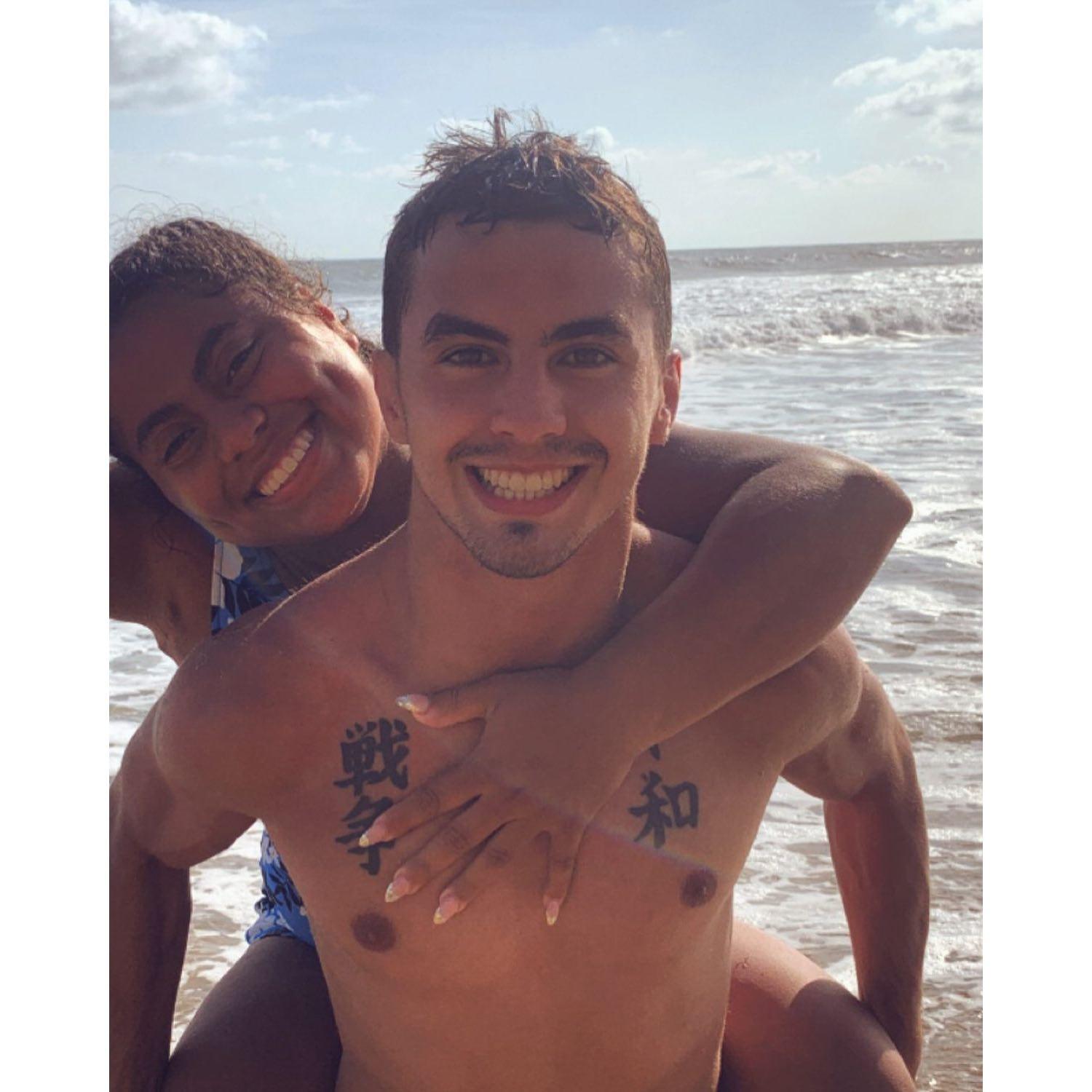 We went to visit mom & dad's home town and spent time in playa El Faro in Guerrero, Mexico.