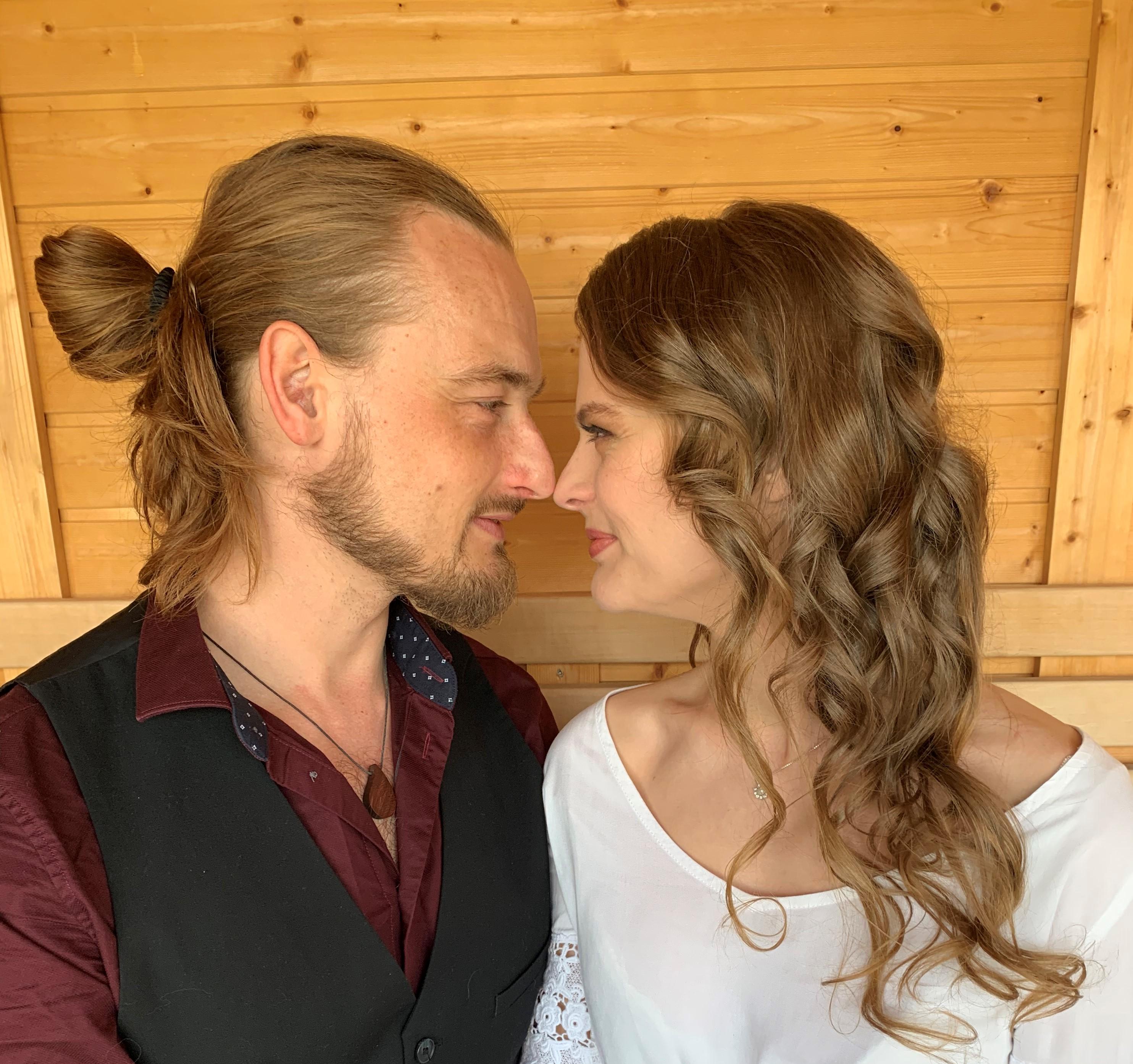 The Wedding Website of Christin Holt and Anders Hage