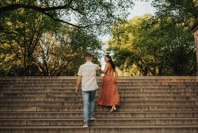The Wedding Website of Lauren Luke and Dustin Breshears