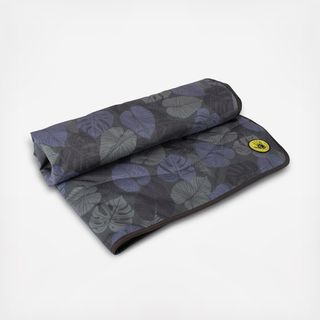 Body Glove Sun & Sand Waterproof Throw