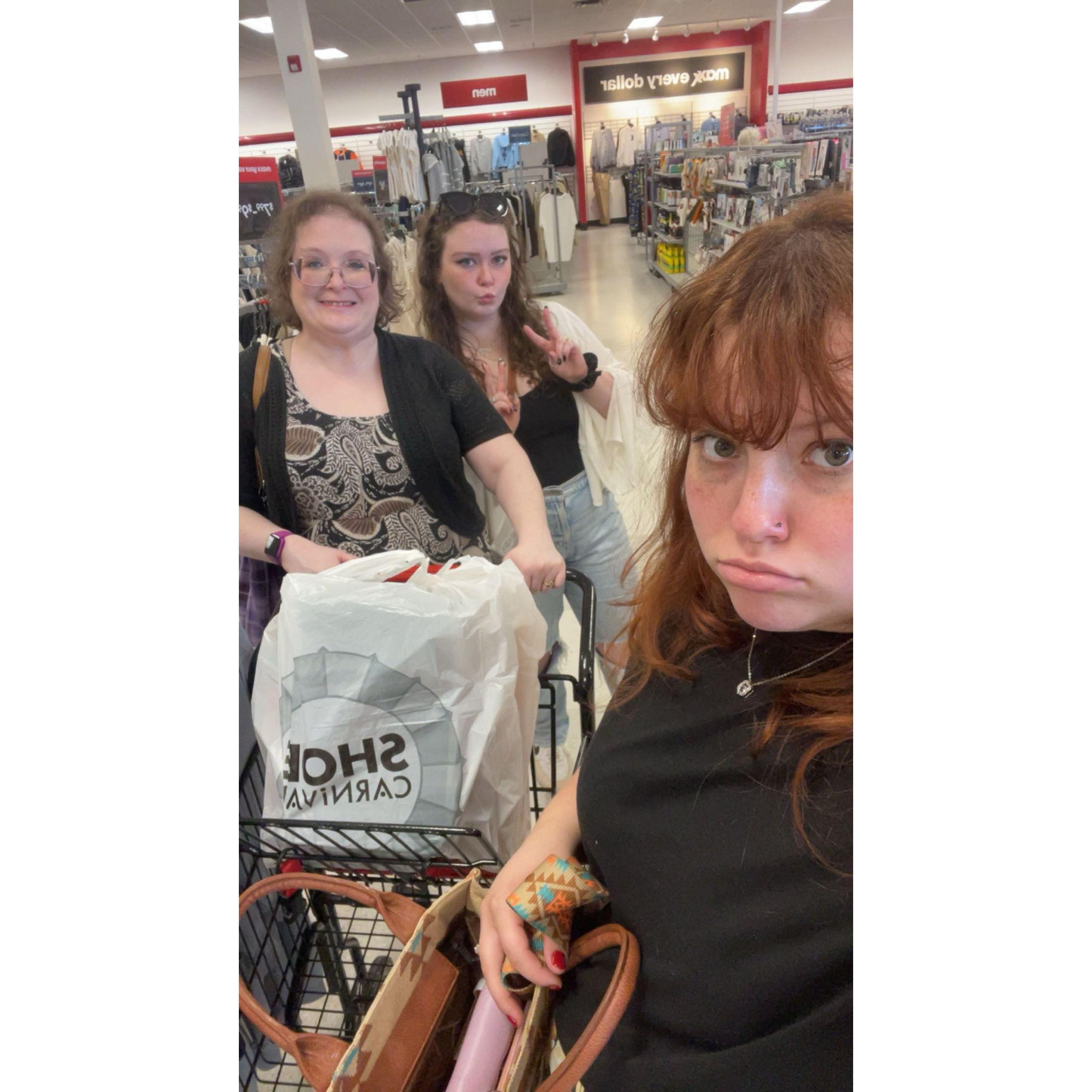 Shopping trip with Jennie & Emma