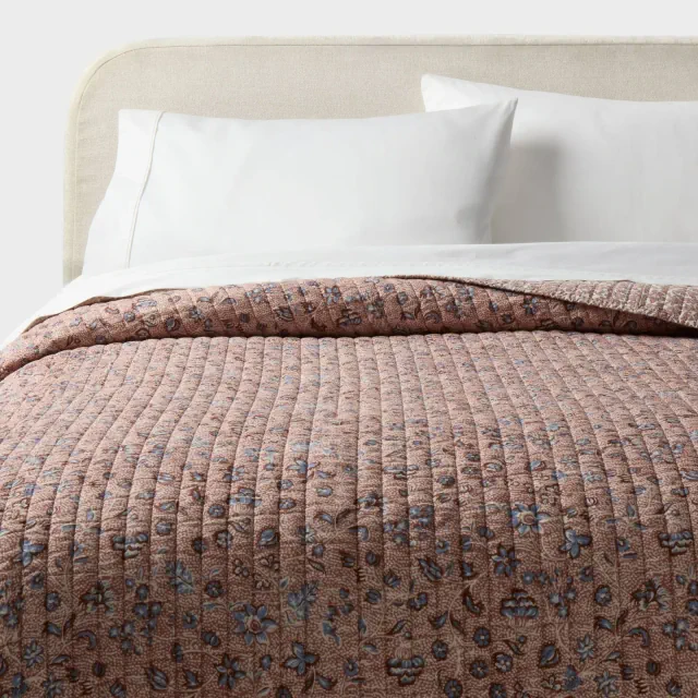 Full/Queen Printed Floral Gauze Reversible Quilt Brown - Threshold™