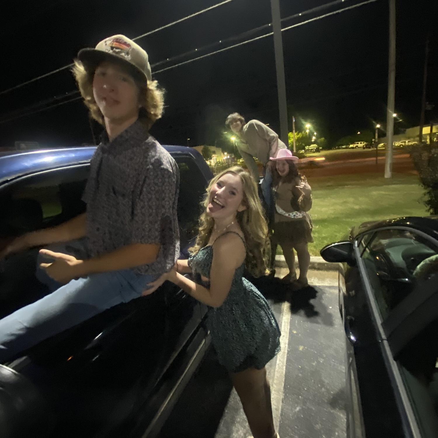 just started dating, many fun night together🤍