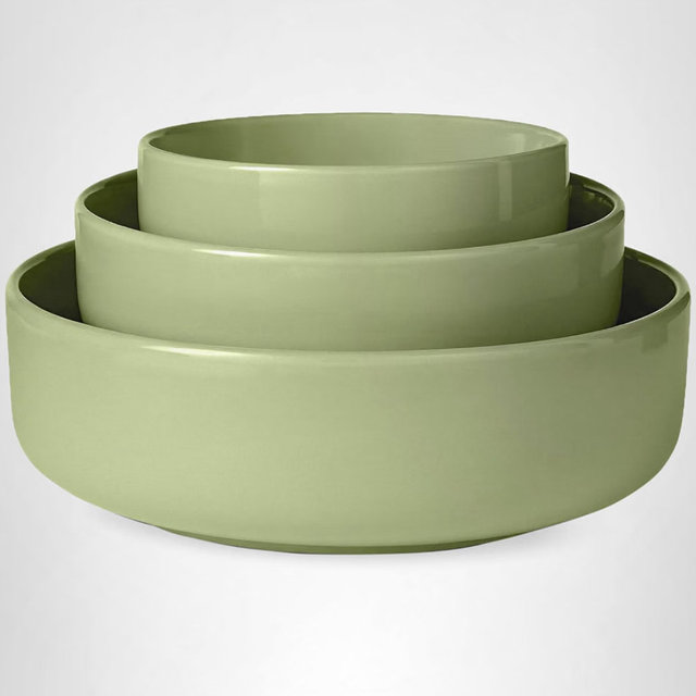 Amazon Basics Glazed Stoneware Serving Bowls, 3-Piece Set, Dishwasher-Safe, Microwave-Safe, Olive