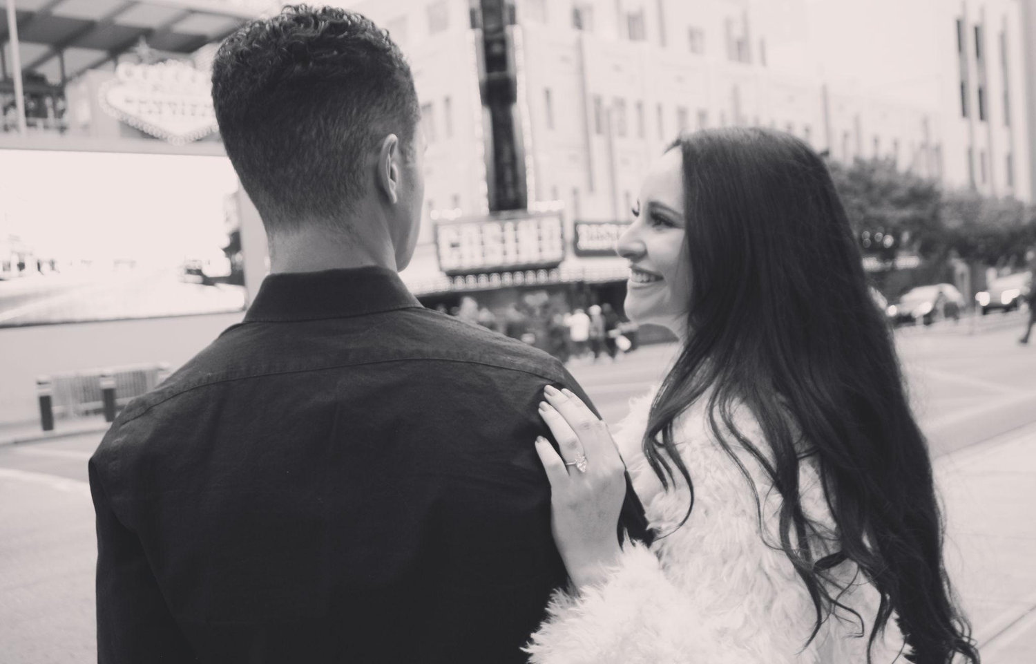 The Wedding Website of Carolina Adrianna Quiñonez and Jeffery Eric Hathaway