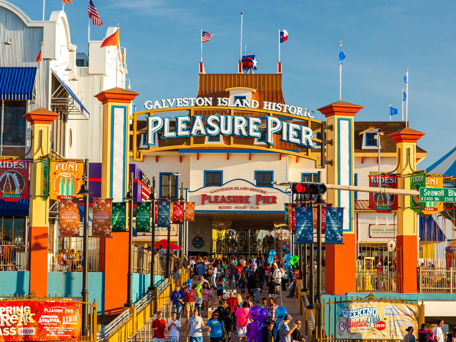 The Wedding Website of Candra Smith and Nicolas Morrow