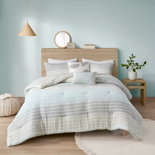 Urban Habitat Hayes 5-Piece Full/Queen Comforter Set in Aqua