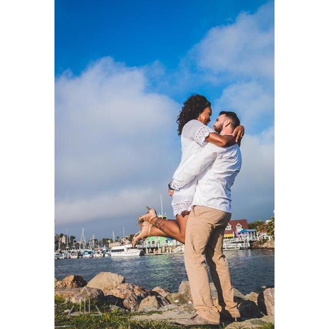 Engagement Photos at the Long Beach Pier.