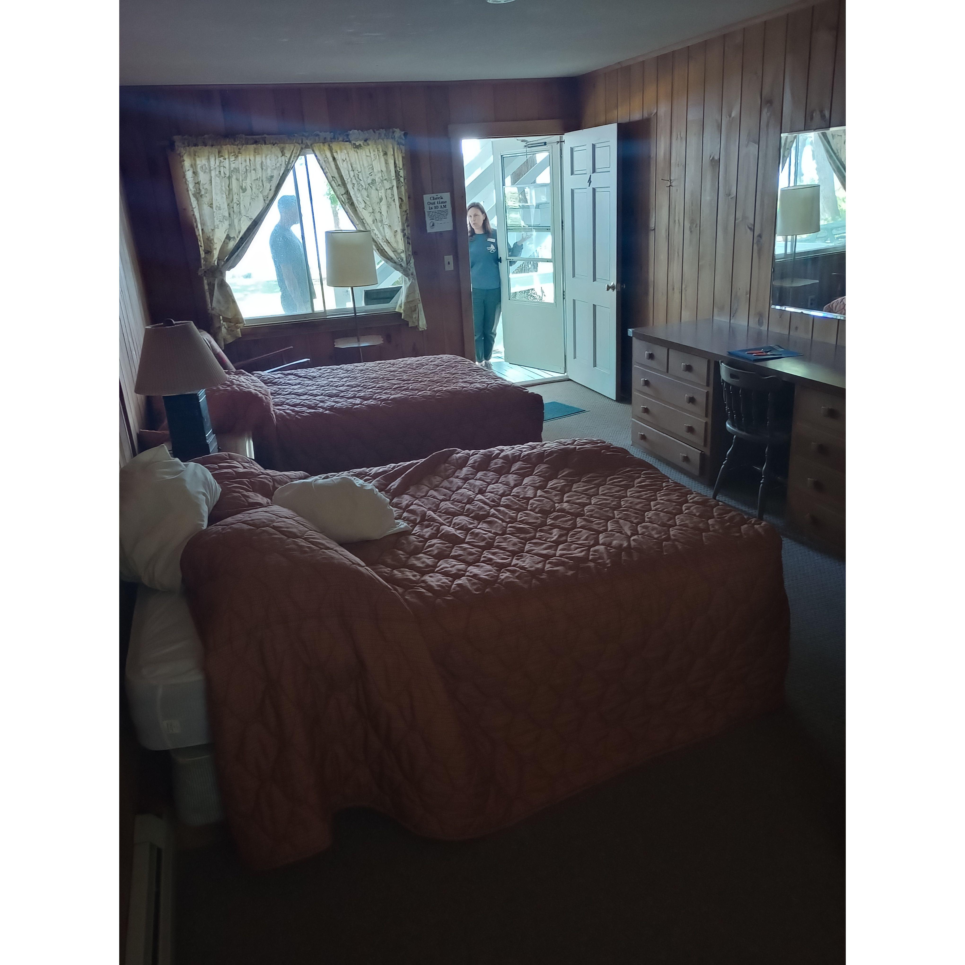 Lake View Lodge- Bedroom