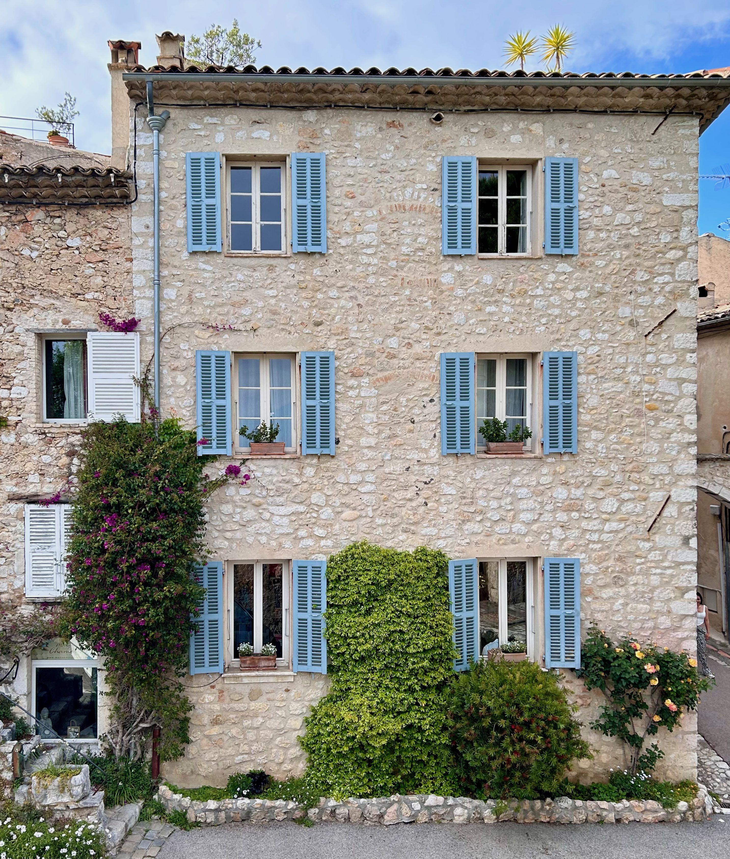 The Wedding Website of Alyssa Vera and Damien Lapuyade
