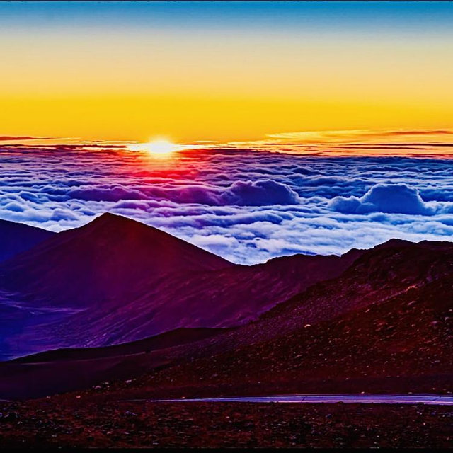 Haleakala Volcano Sunrise Bike Tour For Two
