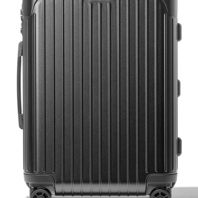 Essential Cabin Spinner Luggage