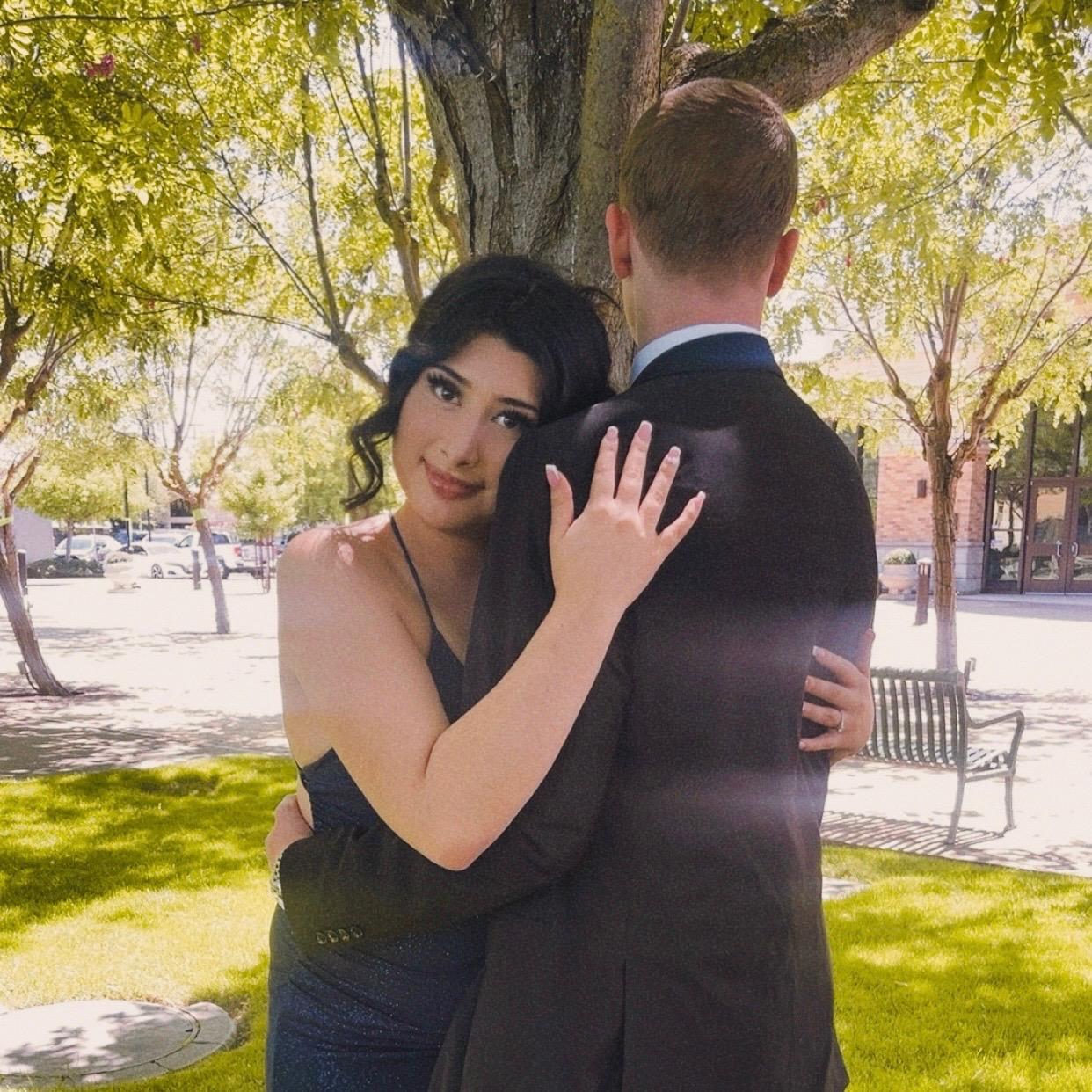 Prom-Shoot, May 2025