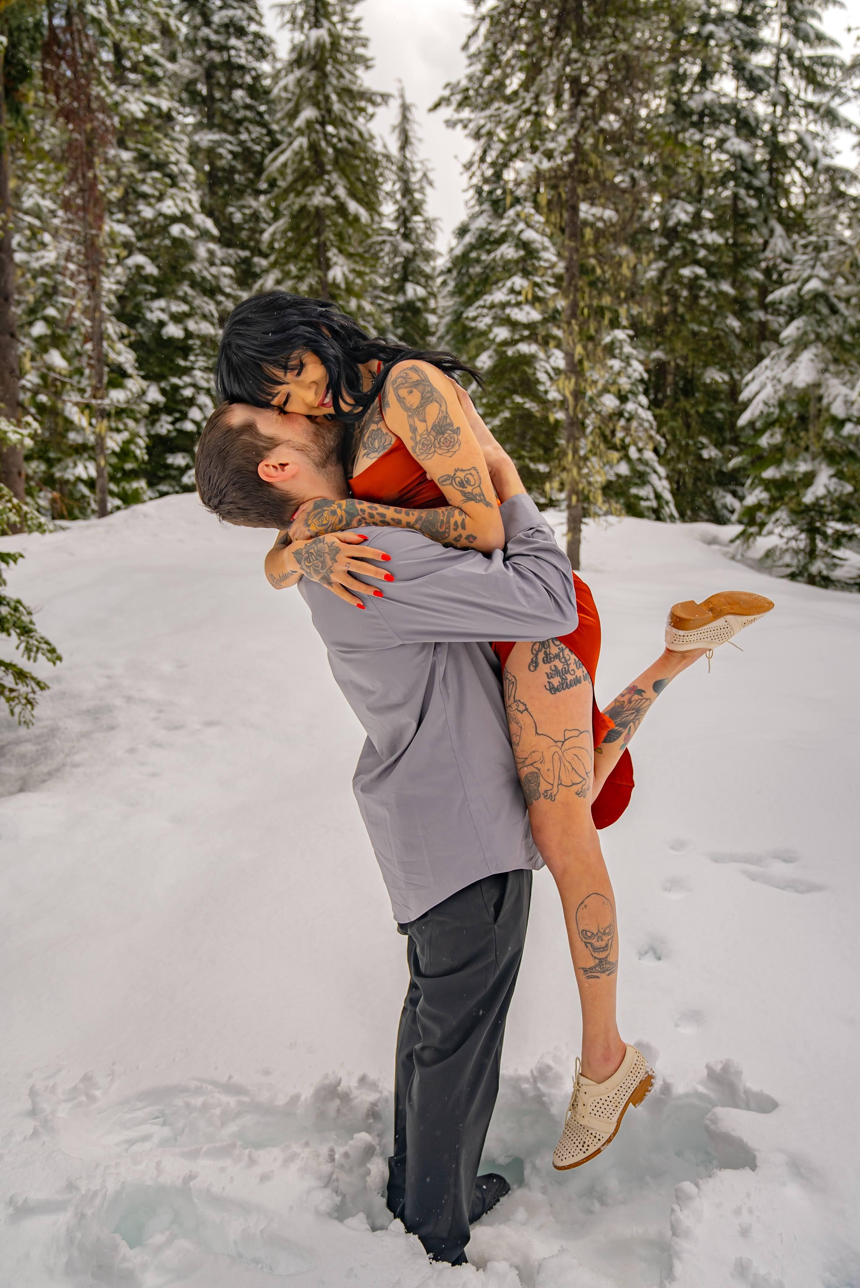 The Wedding Website of Lainey Hinkle Rodriguez and Trevor Kreutzer