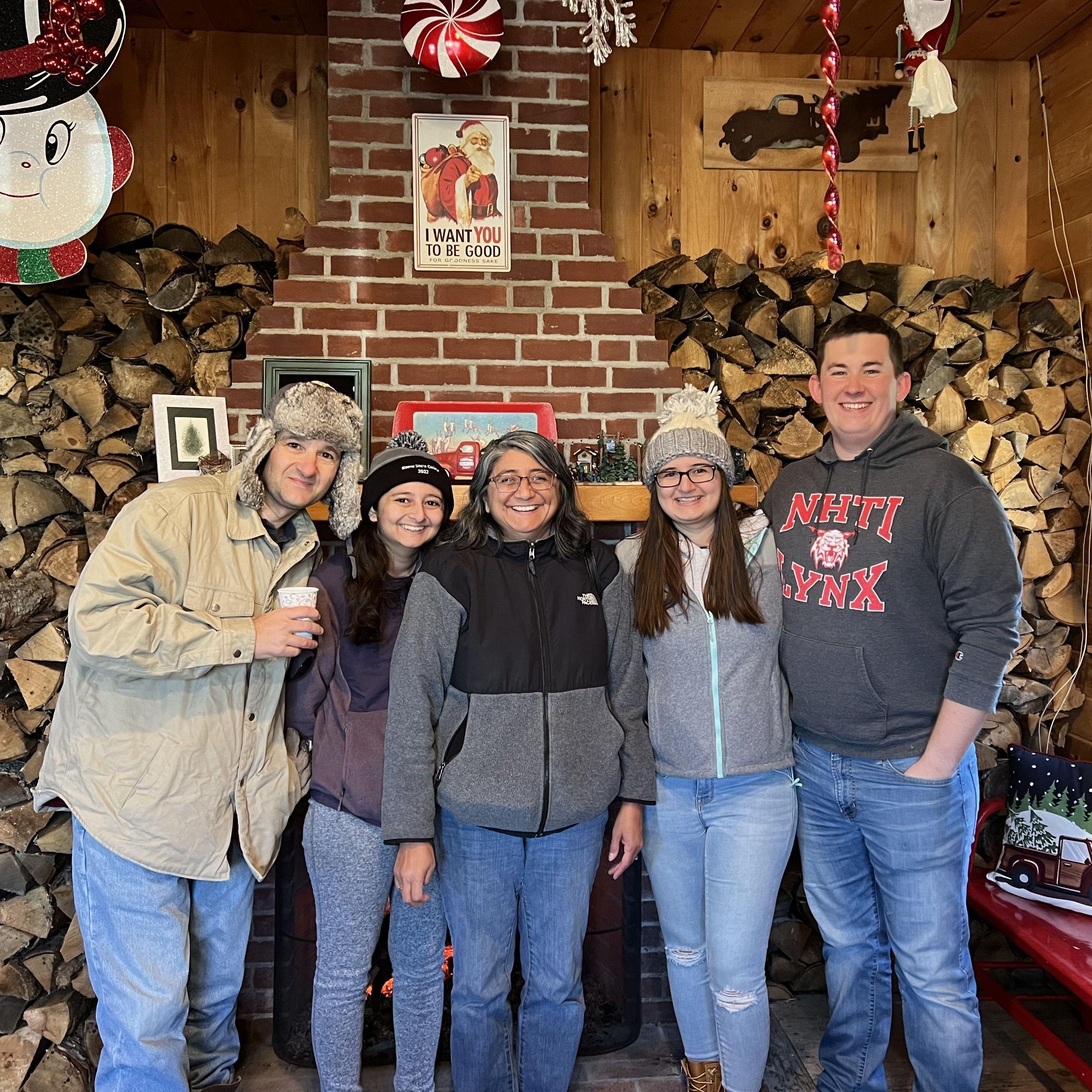 Annual Carr Christmas Tree Picture 2023