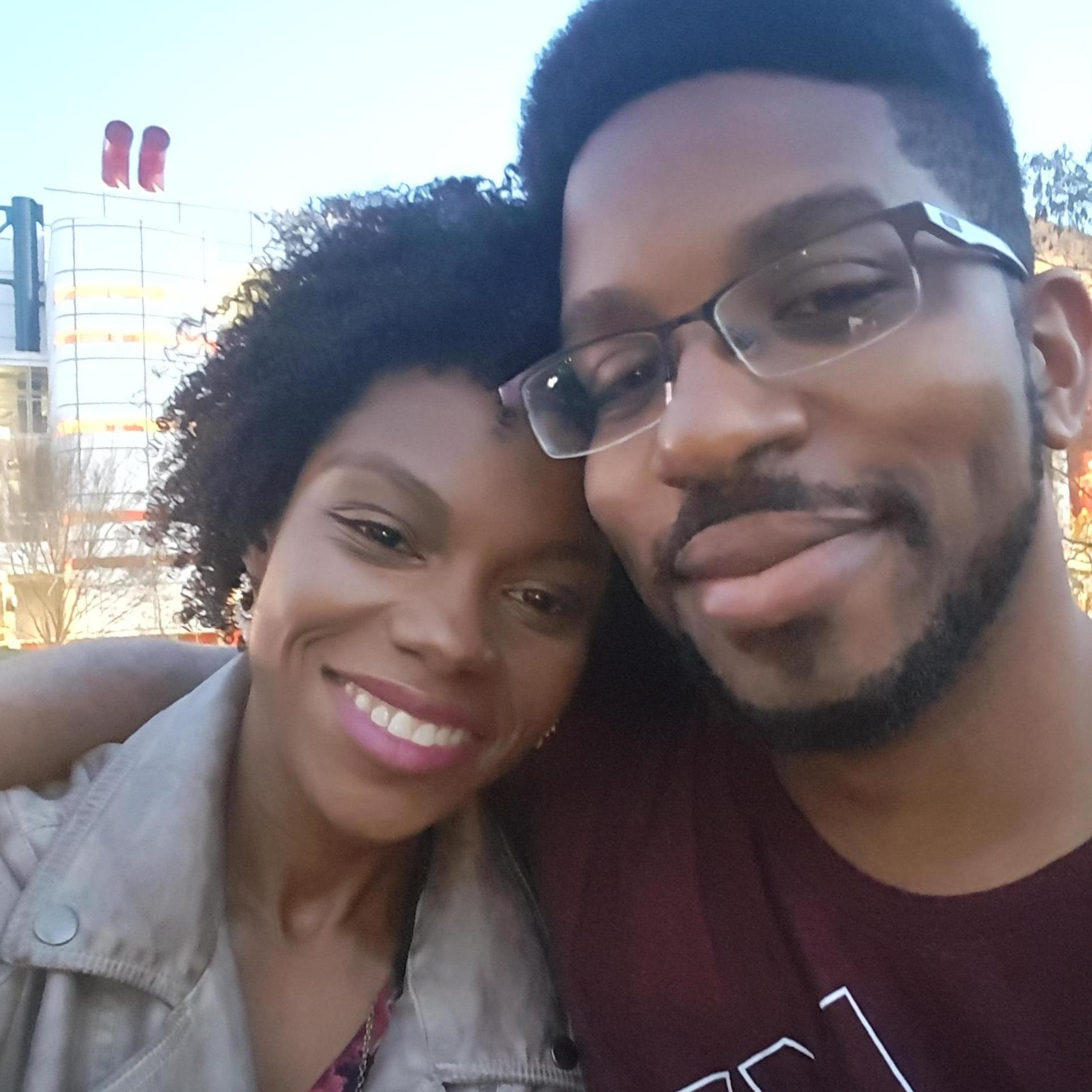 A first date spent at Discovery Green on a cool Saturday evening.
-Wendell