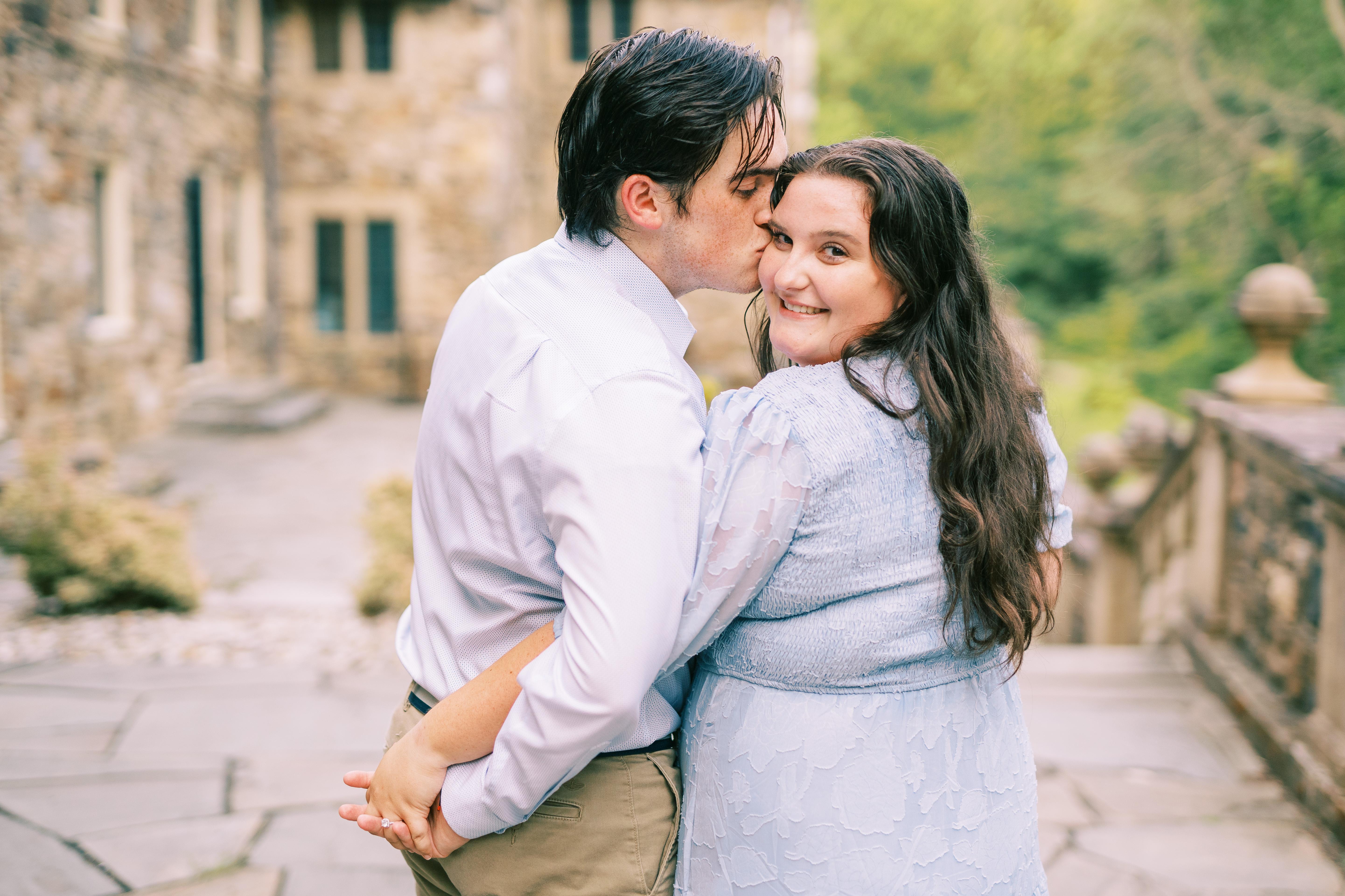 The Wedding Website of Lindsey Edwards and Danny Mayo