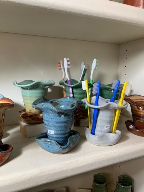 Claymore Pottery - Toothbrush Holder
