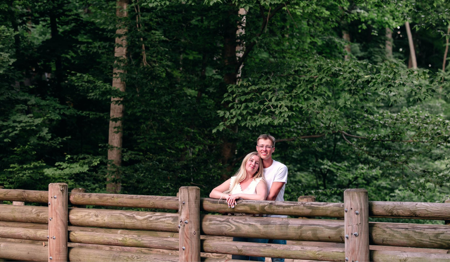 The Wedding Website of Alexia Dye and Jared Hopperdietzel