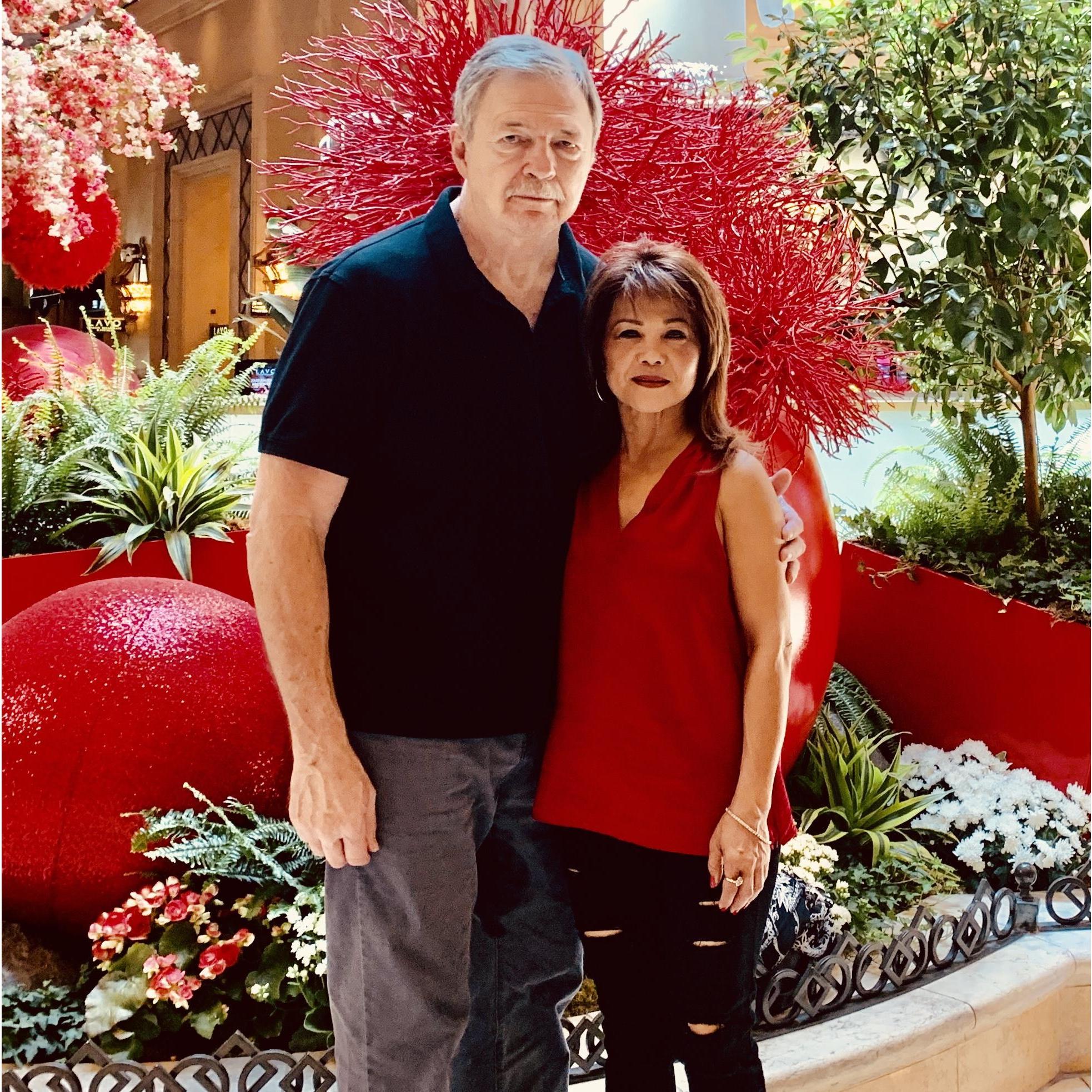 Las Vegas Trip with sis Ann and friends!