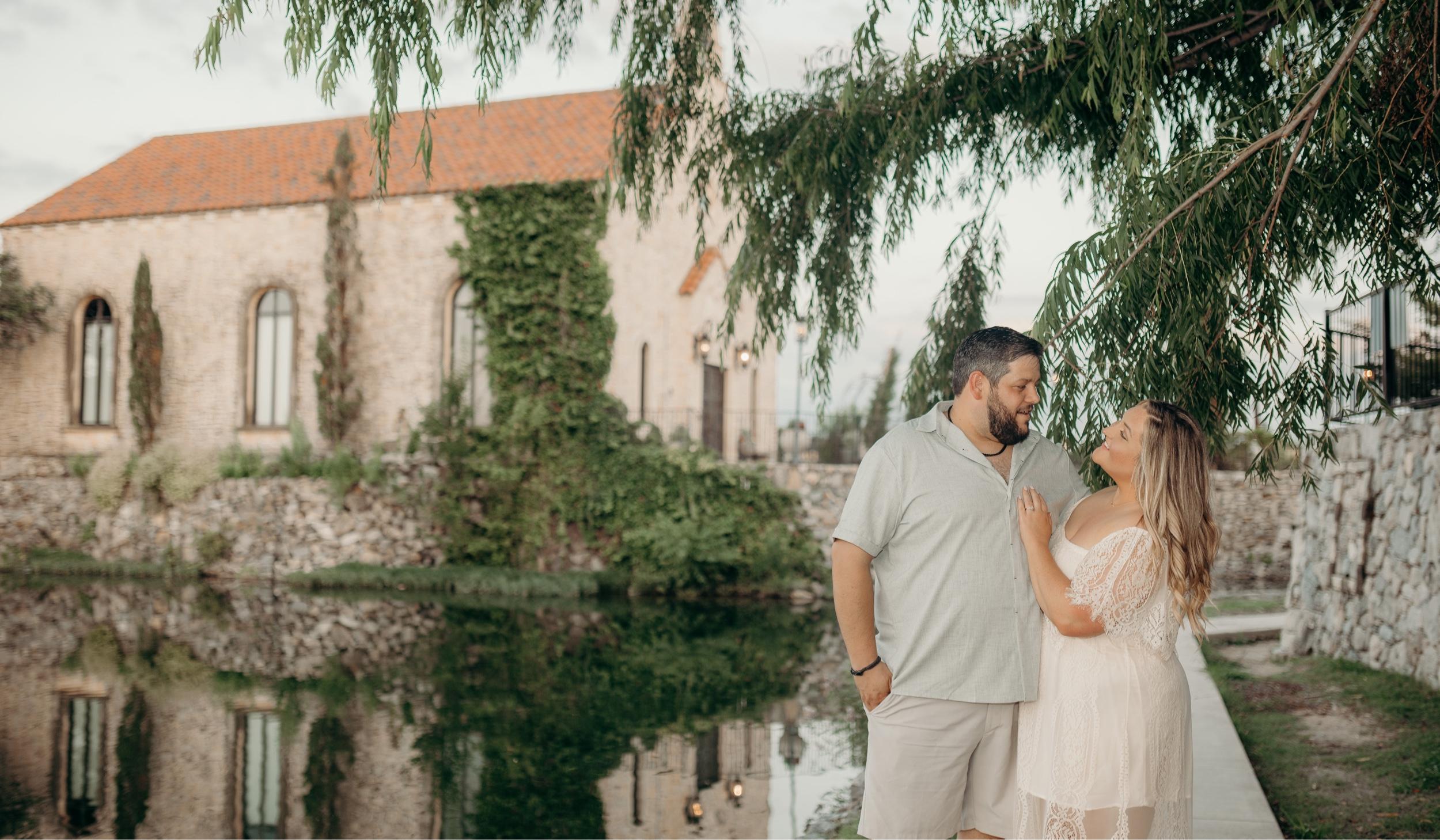 The Wedding Website of Lindsay Bell and Zachary Robertson