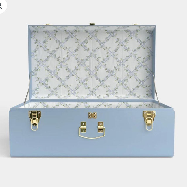 Grand Bridal Trunk