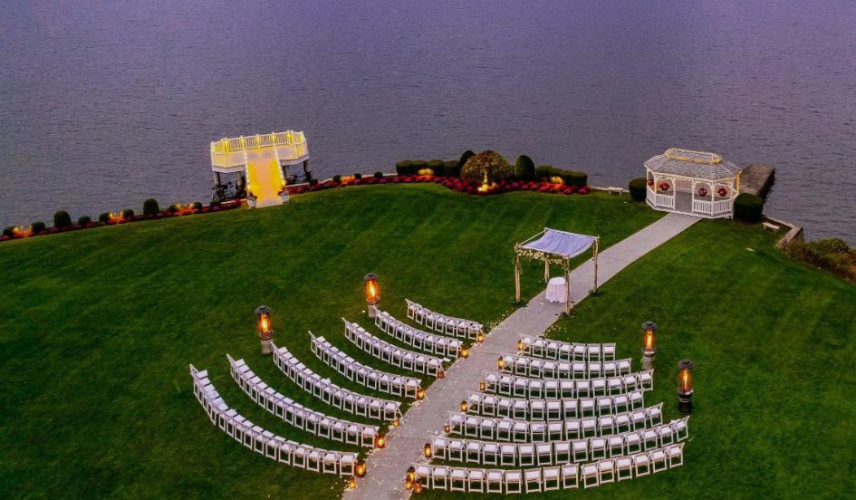 The Wedding Website of Katie Clifford and Jeremy Phillips