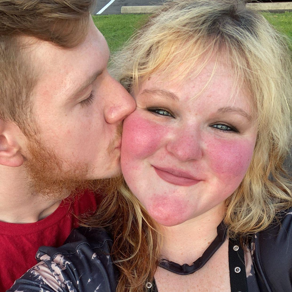 Date night ft. my blonde hair... why did anyone let me do that?