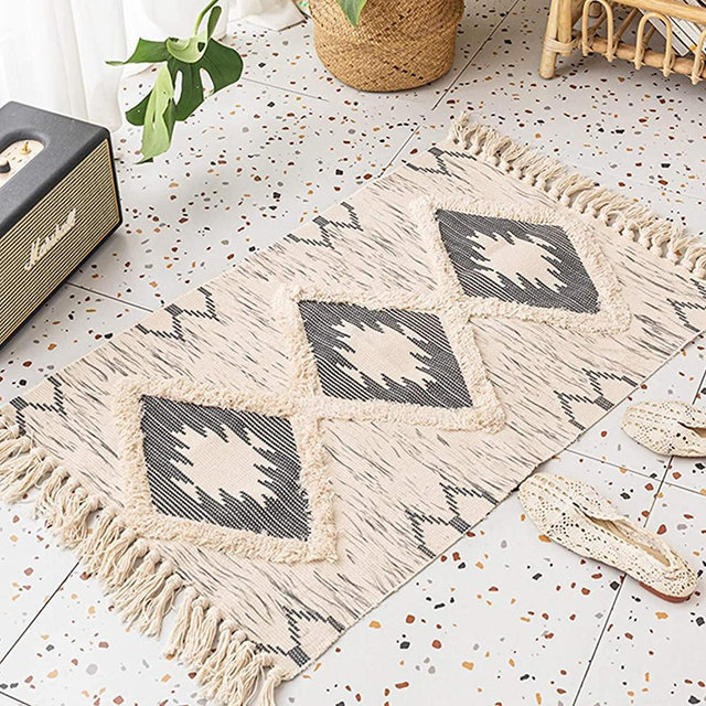 Tufted Cotton Area Rugs with Tassels 2'x3' Boho Moroccan Hand Woven Floor Runner Rug Mat Throw Runner Rugs Carpet Laundry Door Mat for Porch Kitchen Bathroom Living Room Hallway, Machine Washable