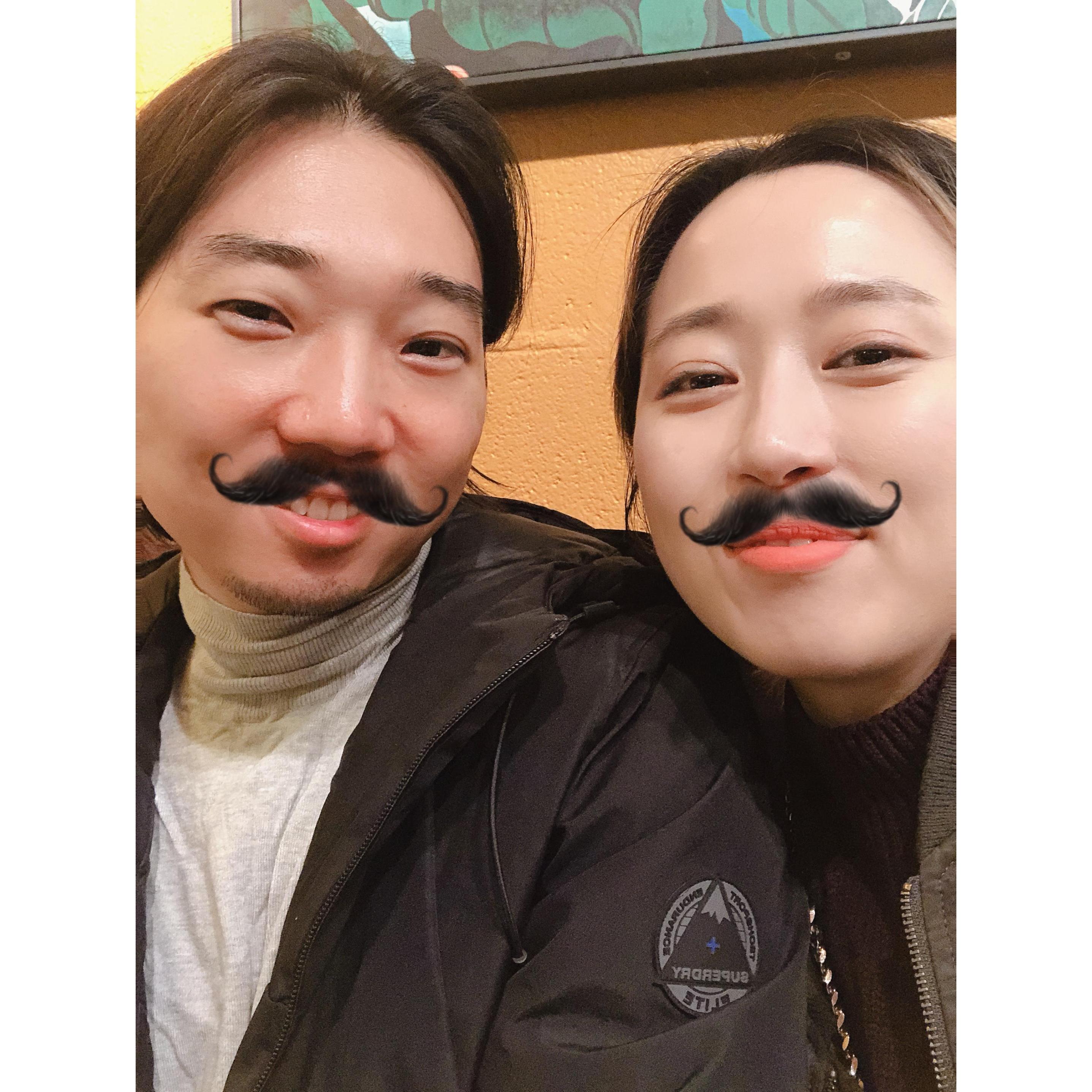 수염이 잘 어울린 재현 & 지현. 우리 점점 닮아가고 있는중