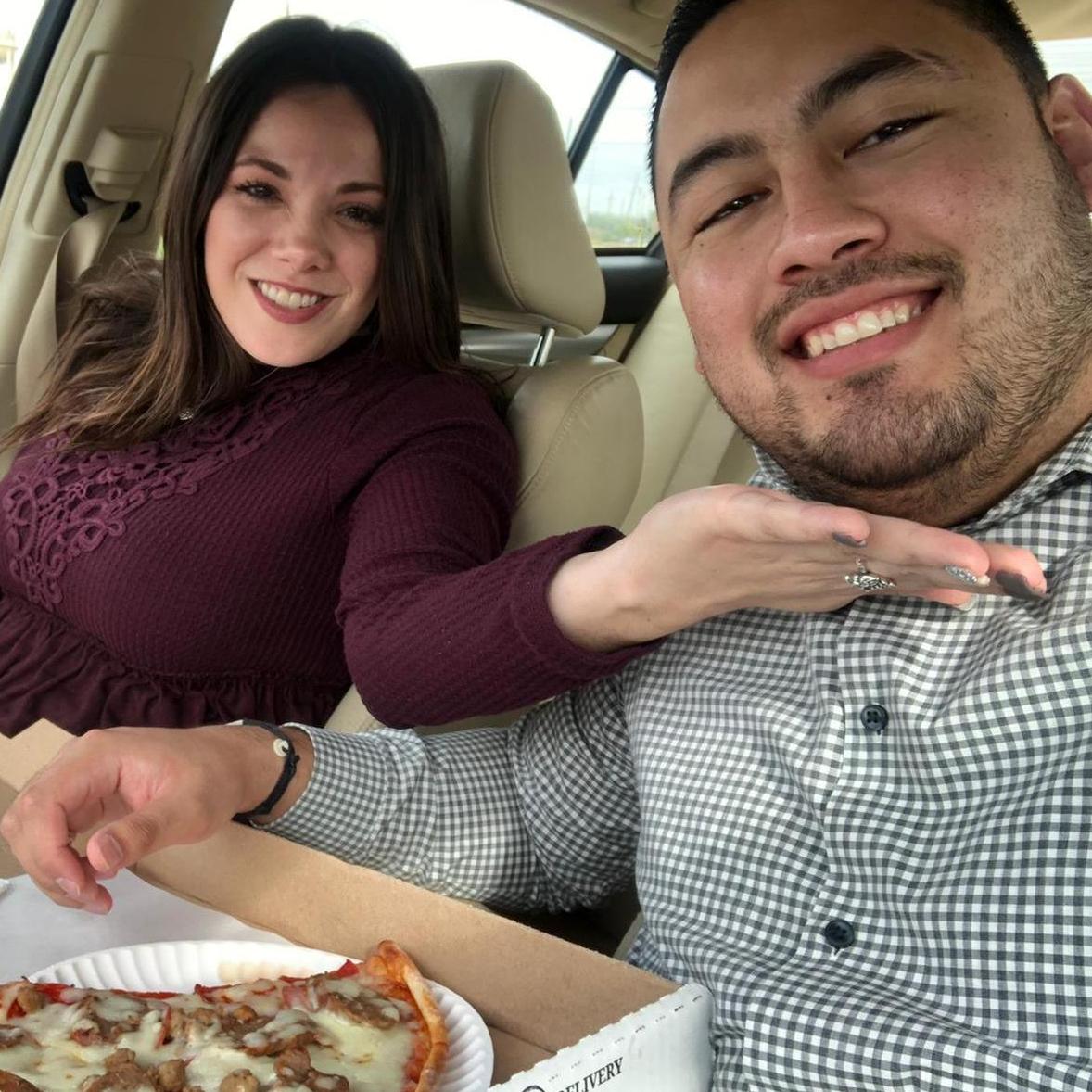 Surprise lunch date - pizza!