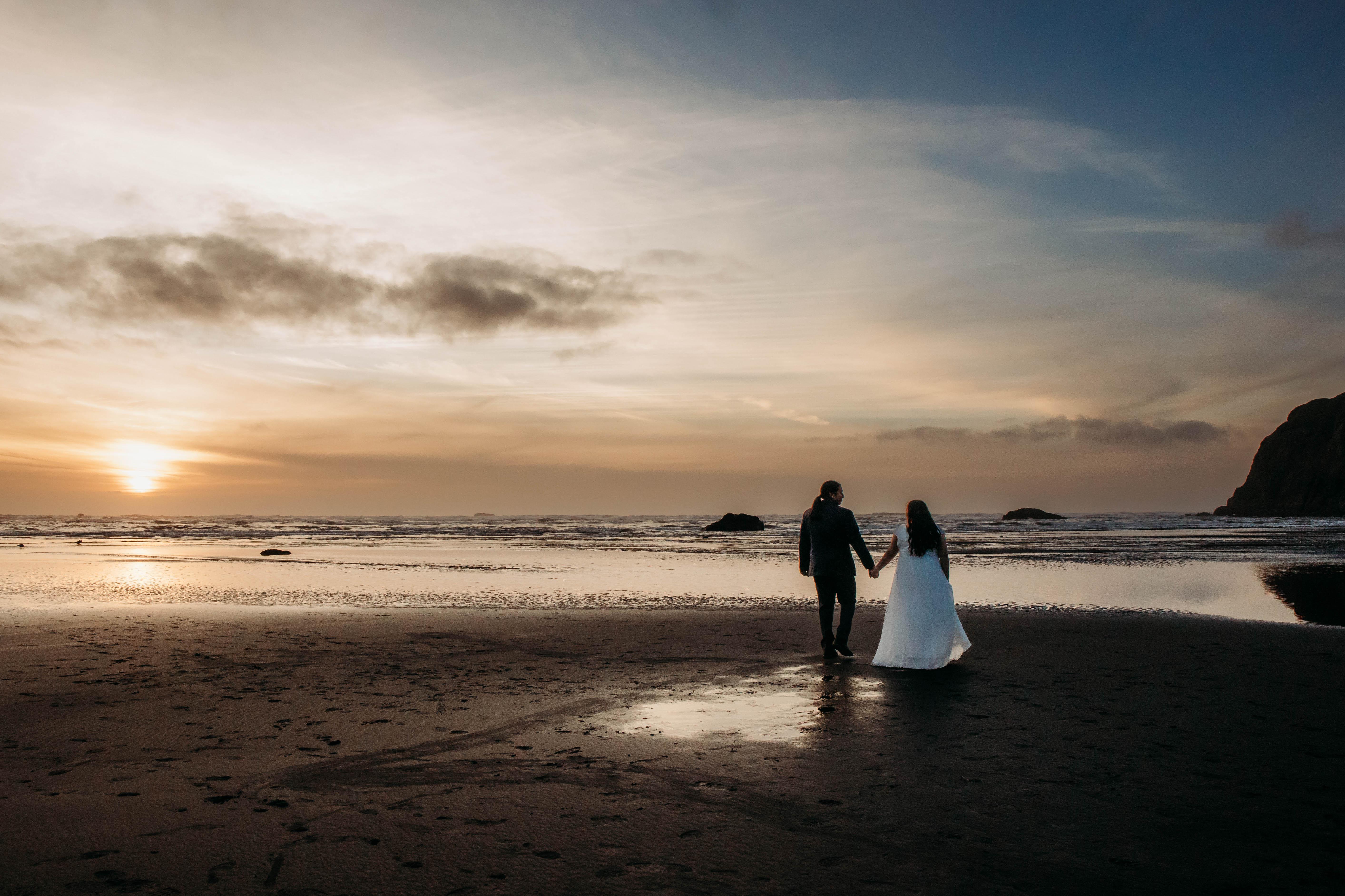The Wedding Website of jordan hutchinson and rikki sutterlict