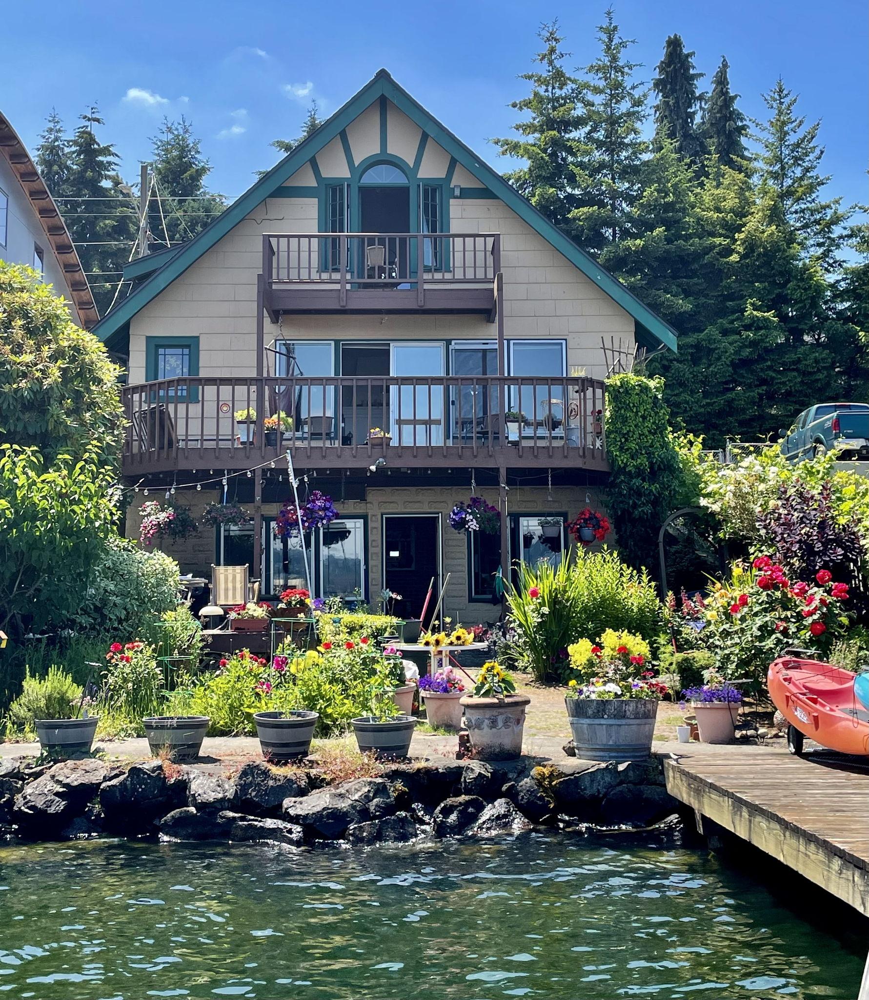 The Wedding Website of Lauren Lukow and Jordan Williams